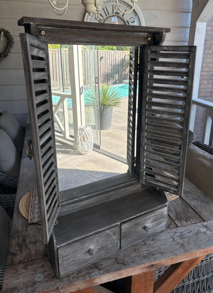 Tuin spiegel met open shutters, Tuin en Terras, Ophalen, Zo goed als nieuw