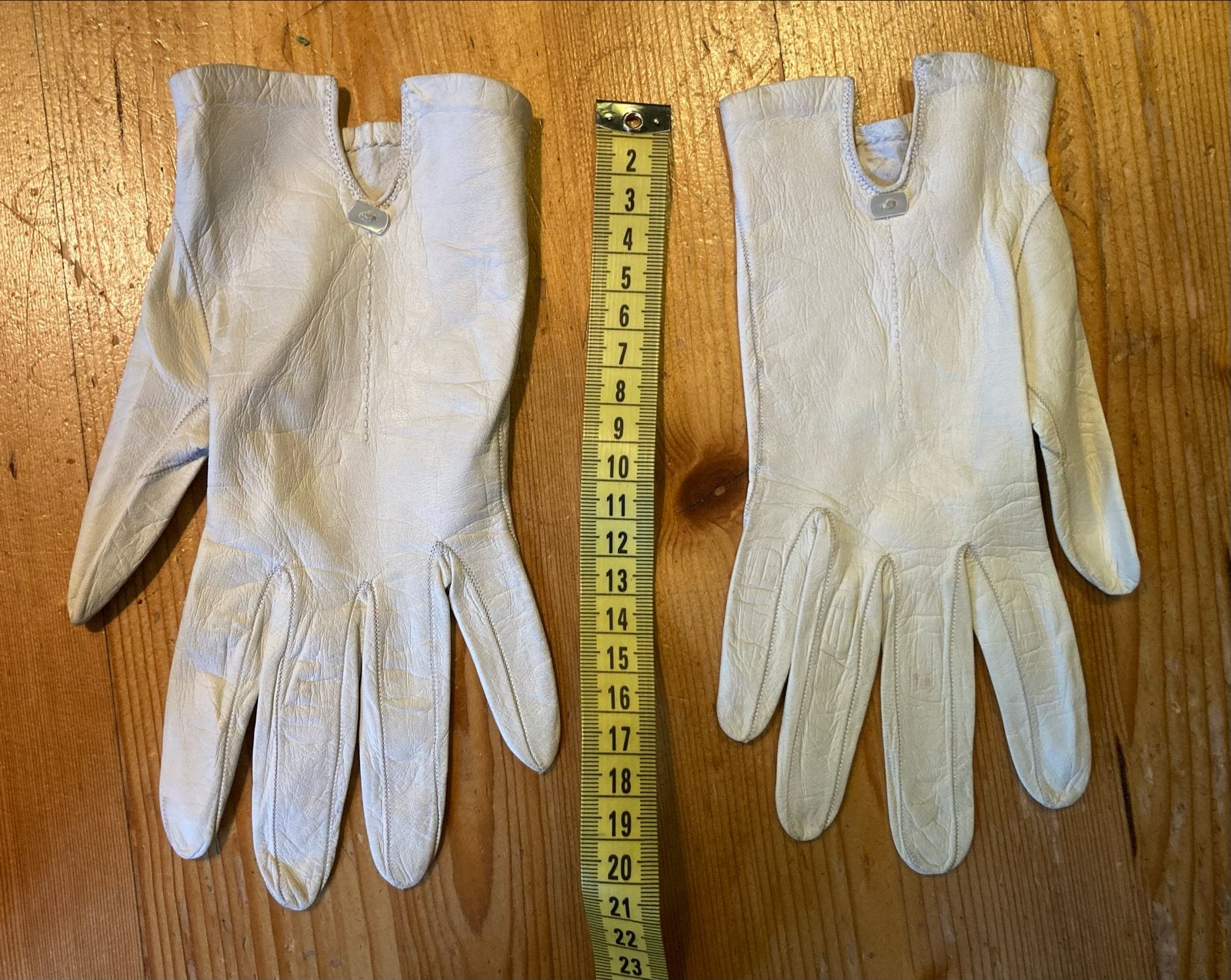 Witte leren bruidshandschoenen voor kind, Ophalen of Verzenden, Zo goed als nieuw, Wit, Accessoires