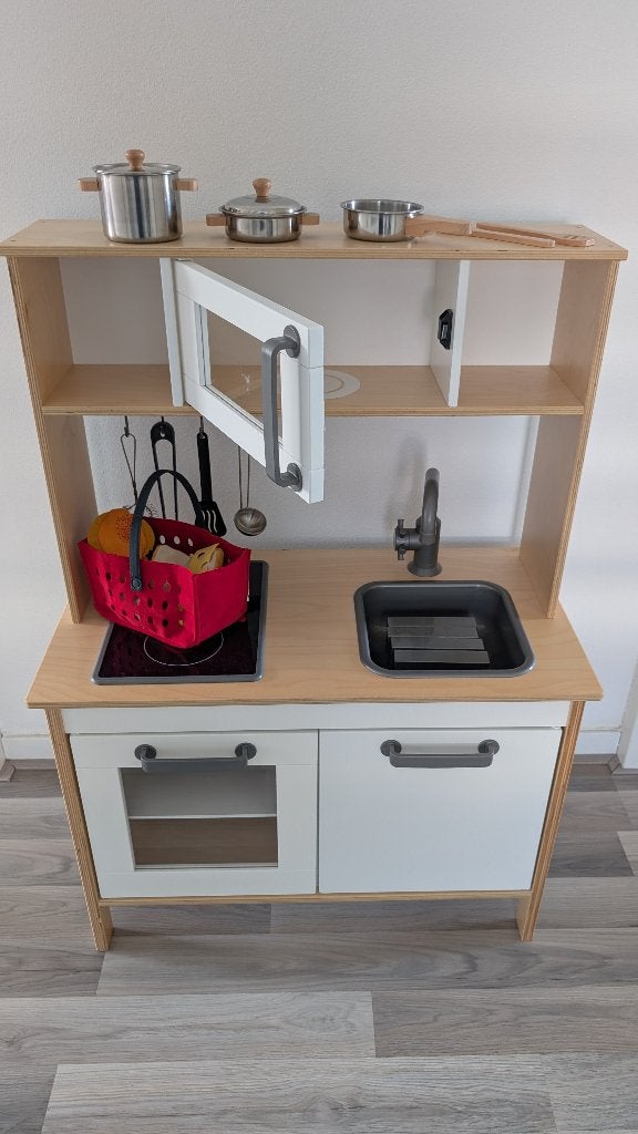 Complete IKEA Duktig speelgoedkeuken + accessoires, Ophalen, Zo goed als nieuw, Hout, Speelkeuken