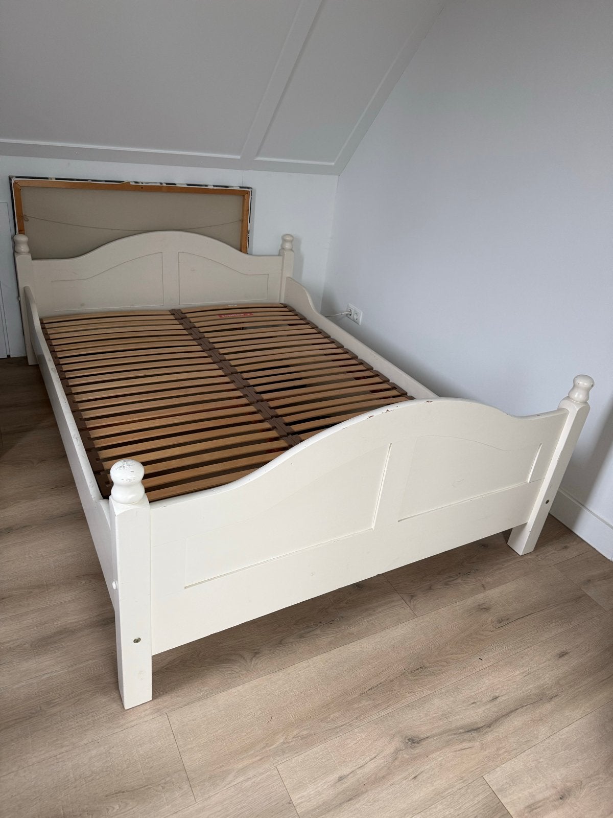 Tweepersoonsbed met lattenbodem - Crème/Wit 140, Huis en Inrichting, Ophalen, Gebruikt, Tweepersoons, 140 cm