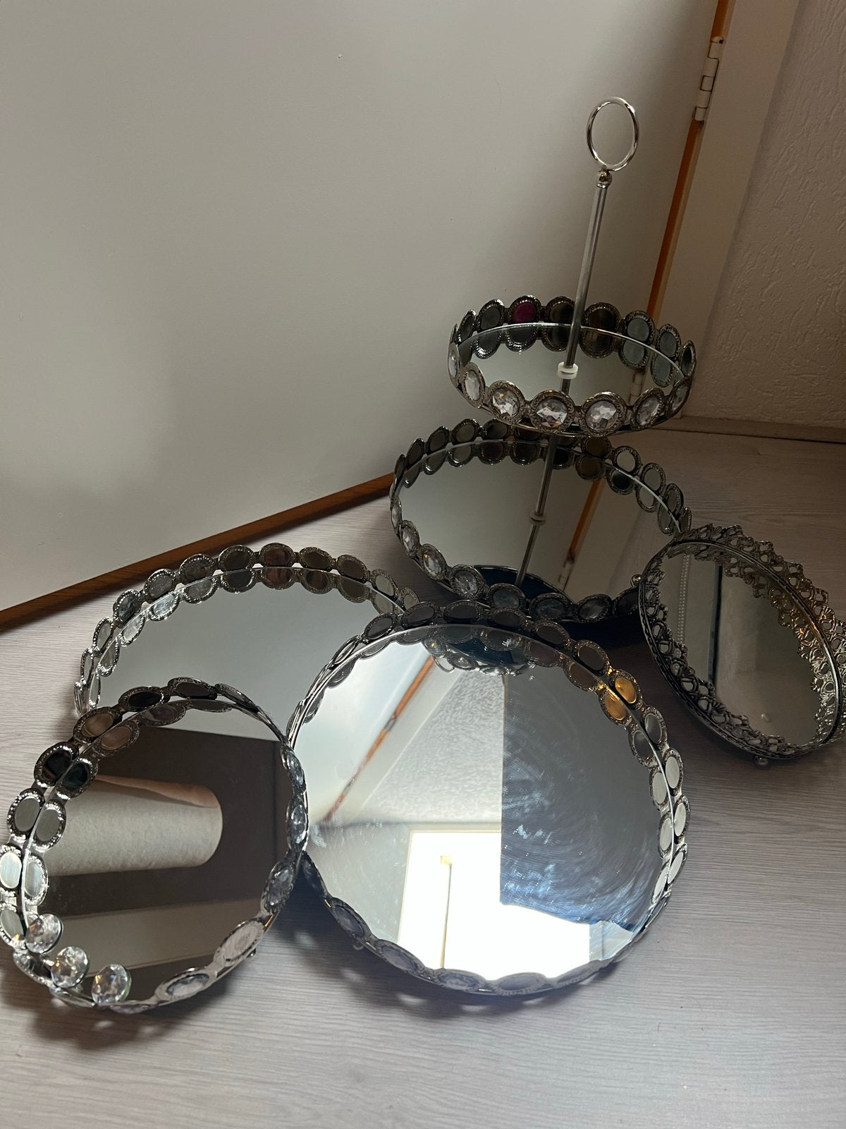 Decoratieve spiegel dienbladen en etagere, Ophalen of Verzenden, Zo goed als nieuw