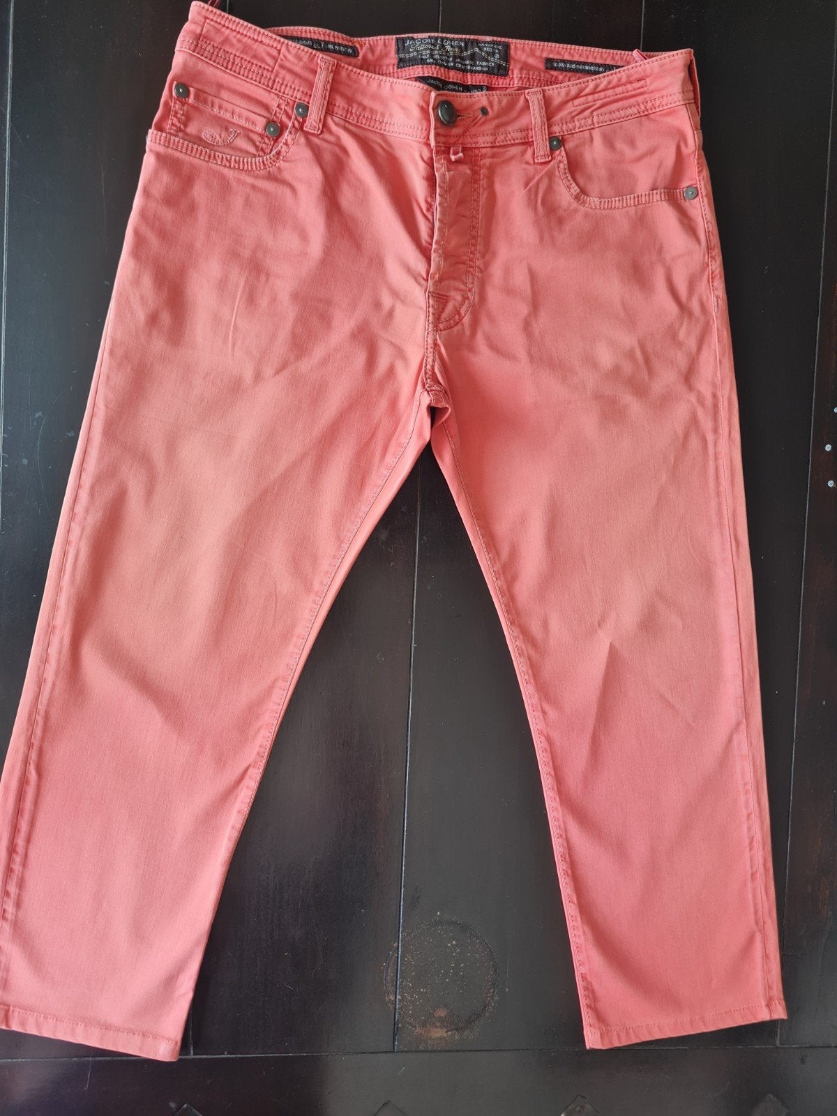 ZGAN JACOB COHEN J688 COMFORT STRETCH BERMUDA SIZE 36, Ophalen of Verzenden, Zo goed als nieuw, Rood