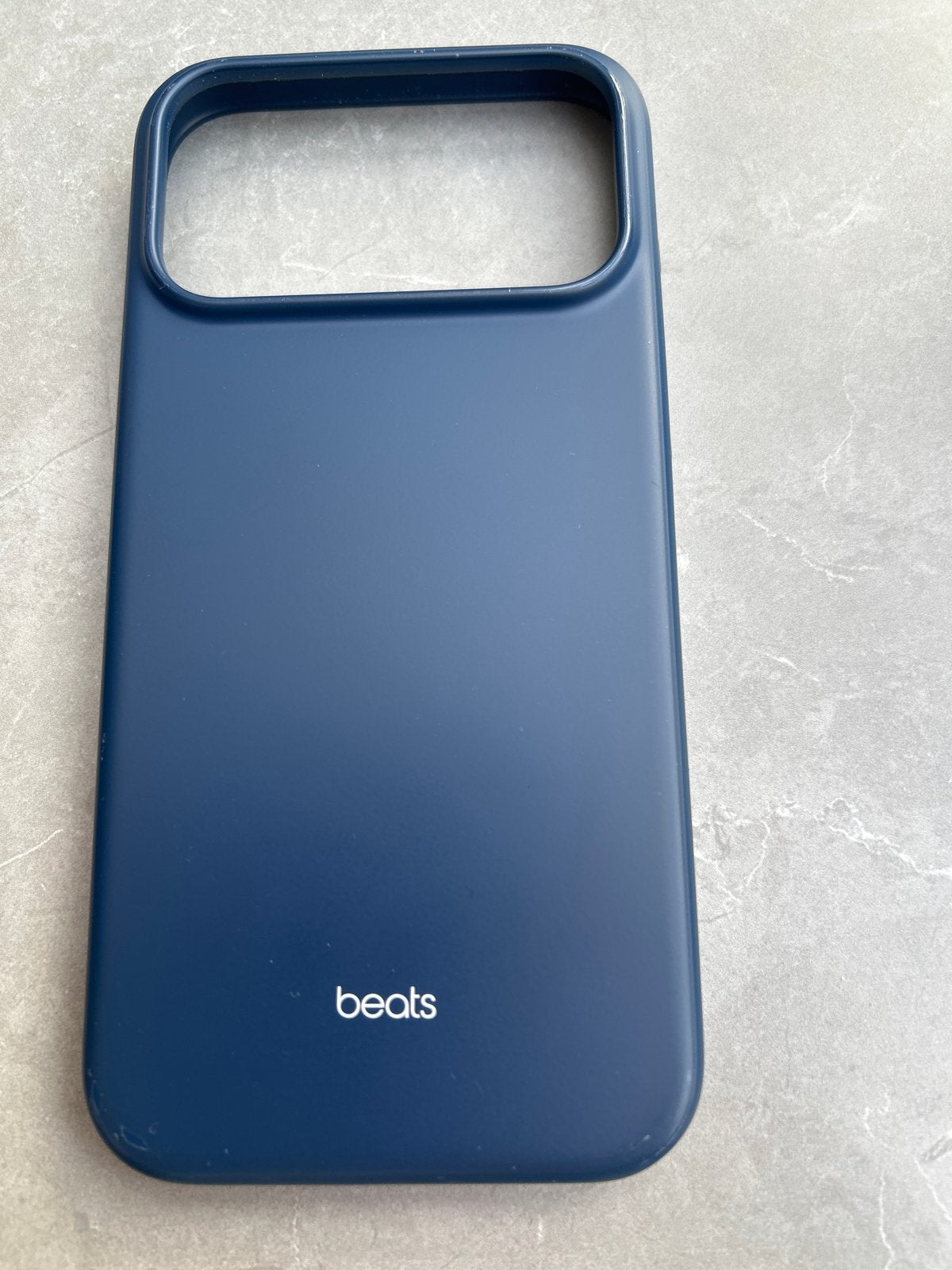 Beats iPhone 15 Pro Max hoesje - Donkerblauw, MagSafe, Overige merken, Blauw, Nieuw