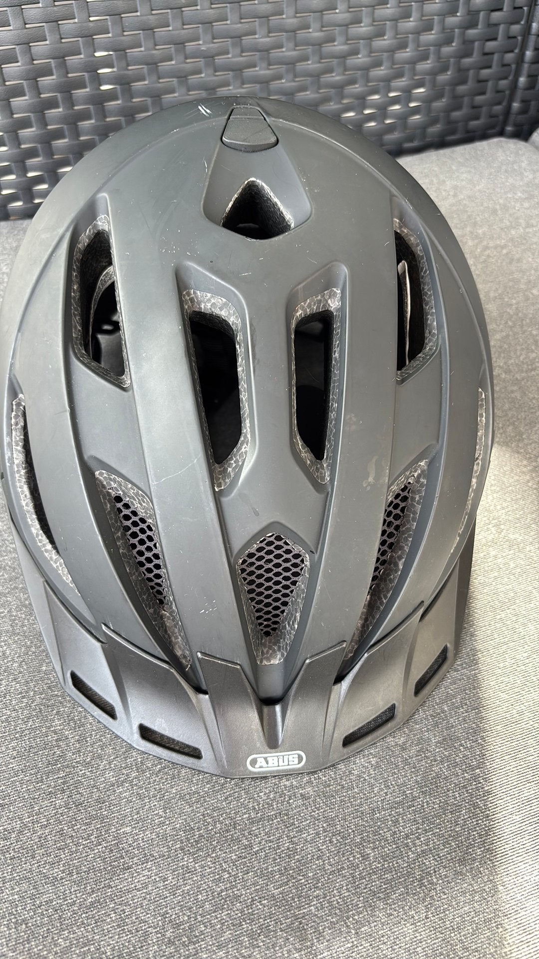 Abus helm, Fietsen en Brommers, Fietsaccessoires | Fietshelmen, Ophalen, Zo goed als nieuw, Heer of Dame