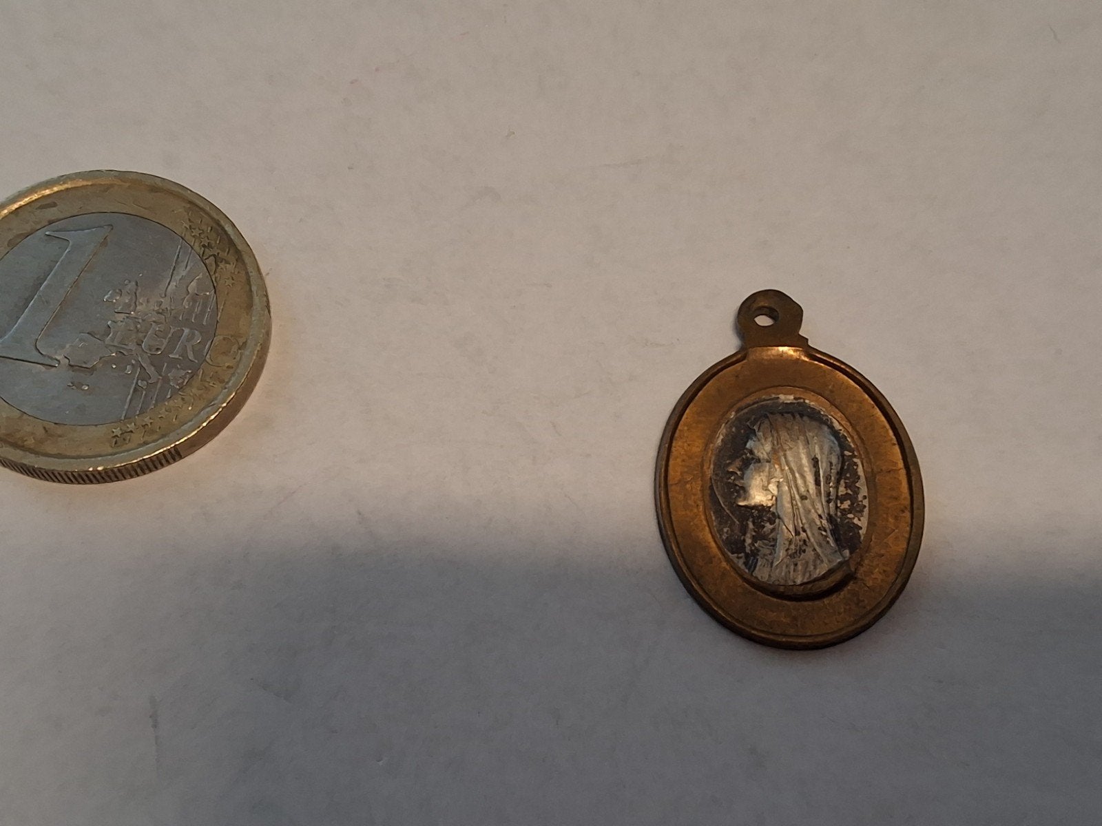 Antieke Messing Medaille Heilige Maagd Maria Lourdes, Ophalen of Verzenden