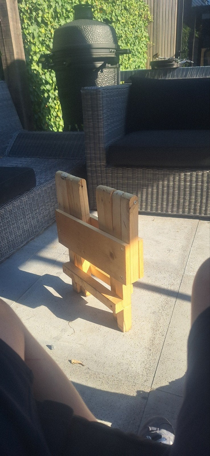 Houten inklapbaar krukje/tafeltje, Tuin en Terras, Ophalen, Gebruikt, Rechthoekig, Hout