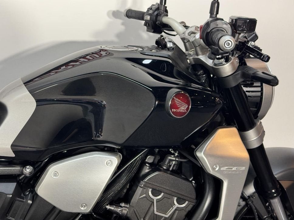 HONDA CB 1000 R ABS (bj 2018), Motoren, HONDA, 4 cilinders, Bedrijf, Onbekend