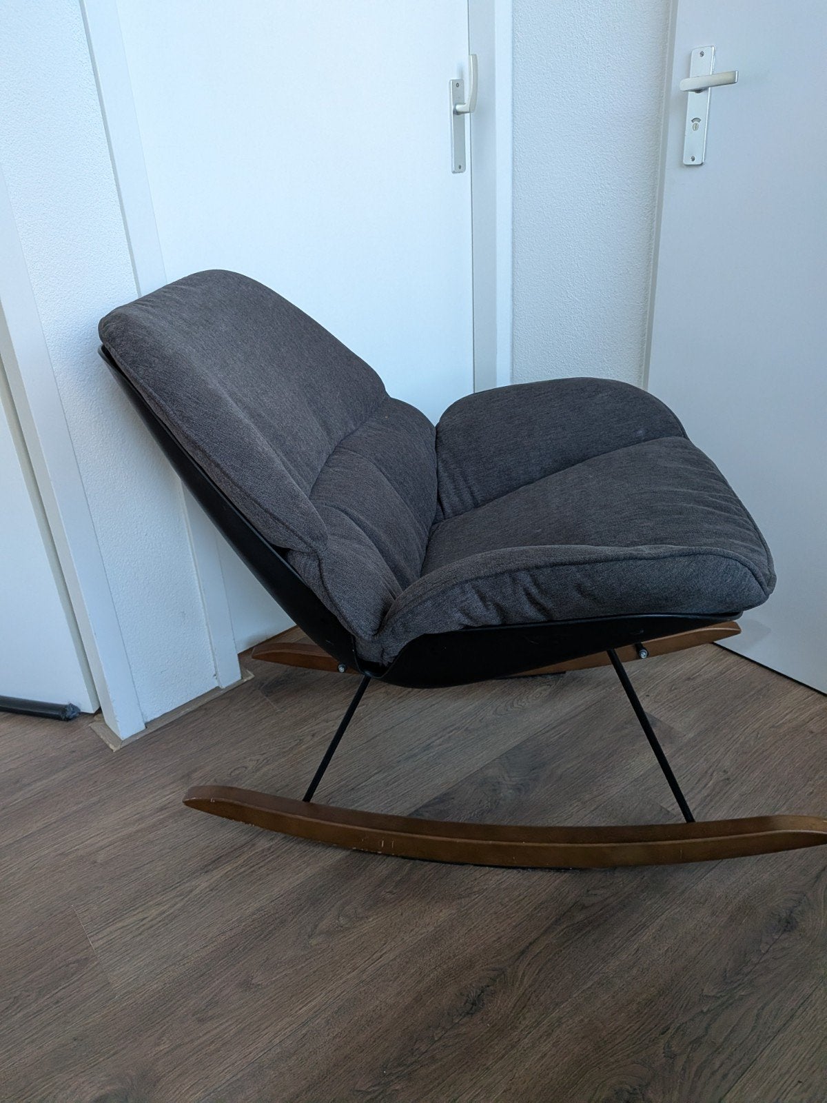 Comfortabele schommelstoel met afneembare bekleding, Ophalen