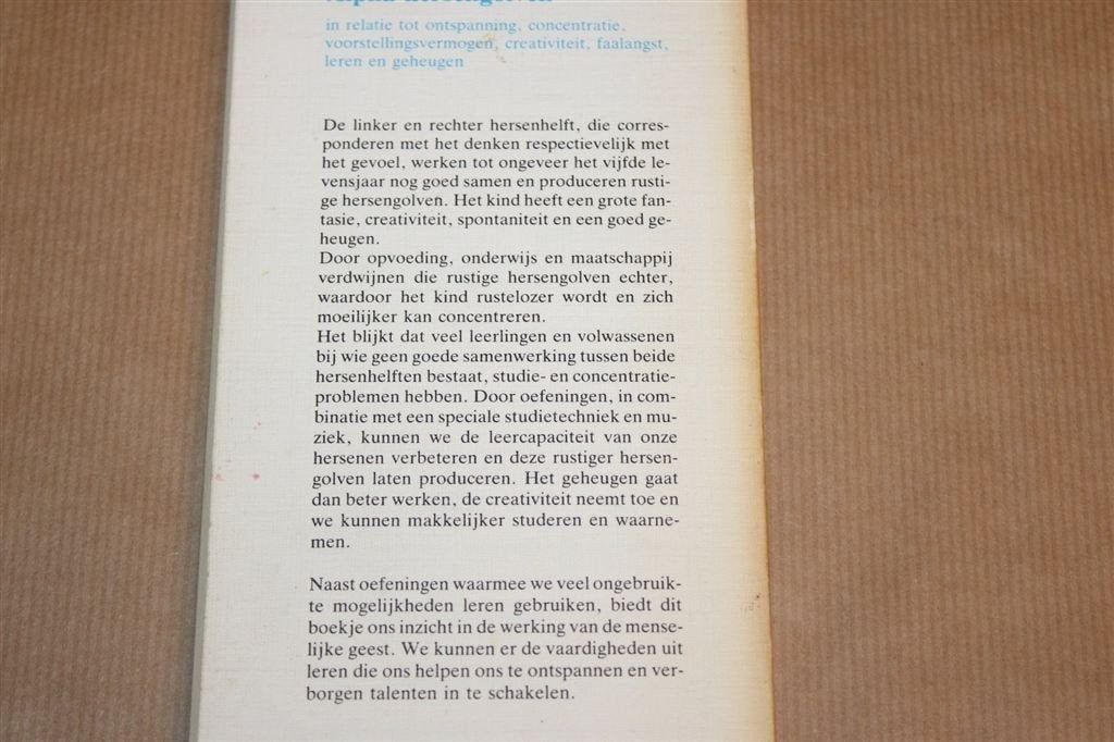 Alpha-Hersengolven — Ontspanning & Concentratie, Ophalen of Verzenden, Gelezen, Overige onderwerpen, Achtergrond en Informatie
