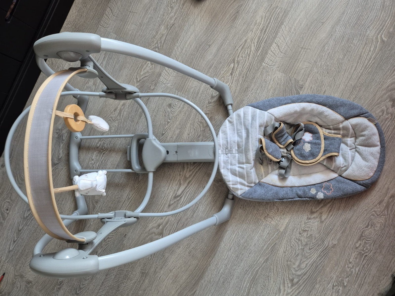 Comfortabele automatische baby schommelstoel met speelboog, Ophalen, Gebruikt