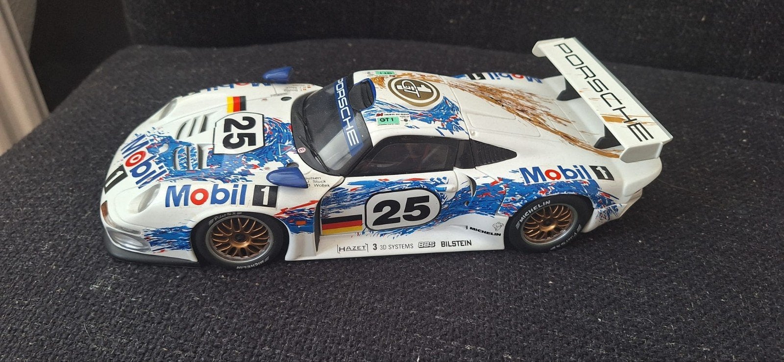 Porsche 911 GT1, Ophalen, UT Models