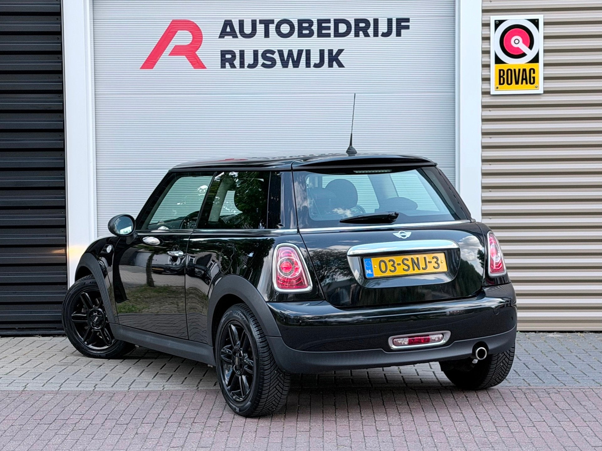 MINI One