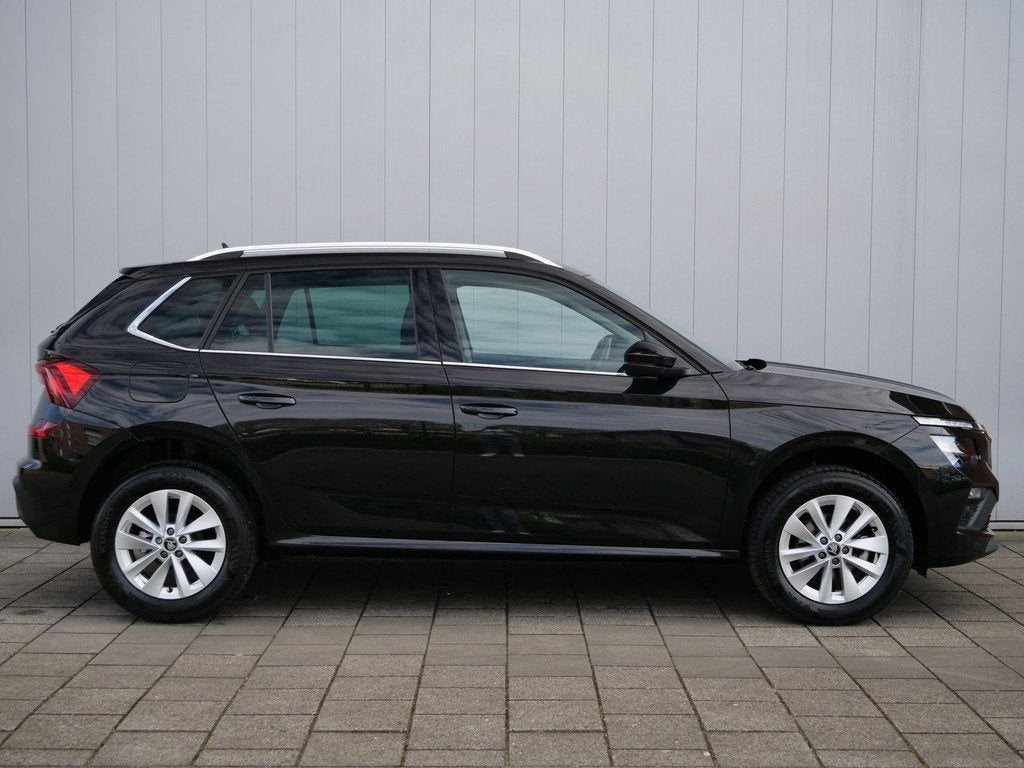 Skoda Kamiq 1.0 TSI Business Edition 116 Pk Automaat DAB / A, Auto's, Skoda, Stof, Zwart, 3 cilinders, Kamiq