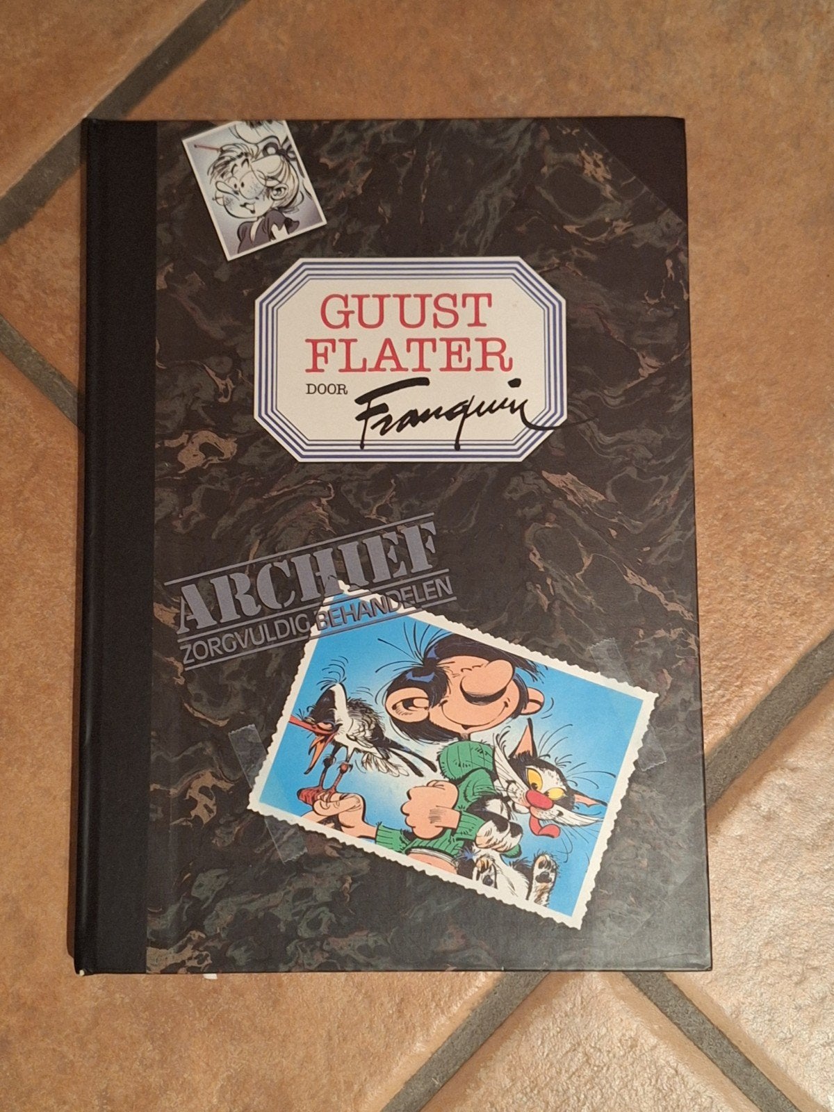 Guust Flater - Zeldzame vouw-fout in stripboek, Eén stripboek, Ophalen of Verzenden, Gelezen, Franquin