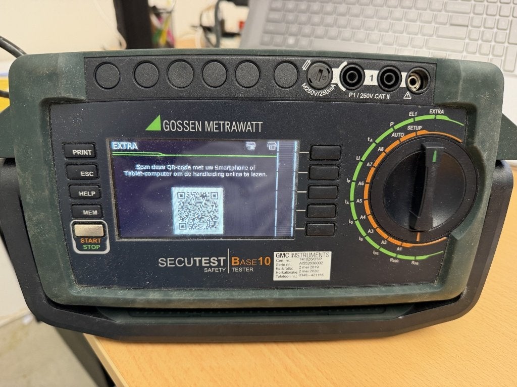 Gossen Metrawatt Secutest Base 10, Doe-het-zelf en Verbouw, Ophalen of Verzenden, Zo goed als nieuw, Multimeter