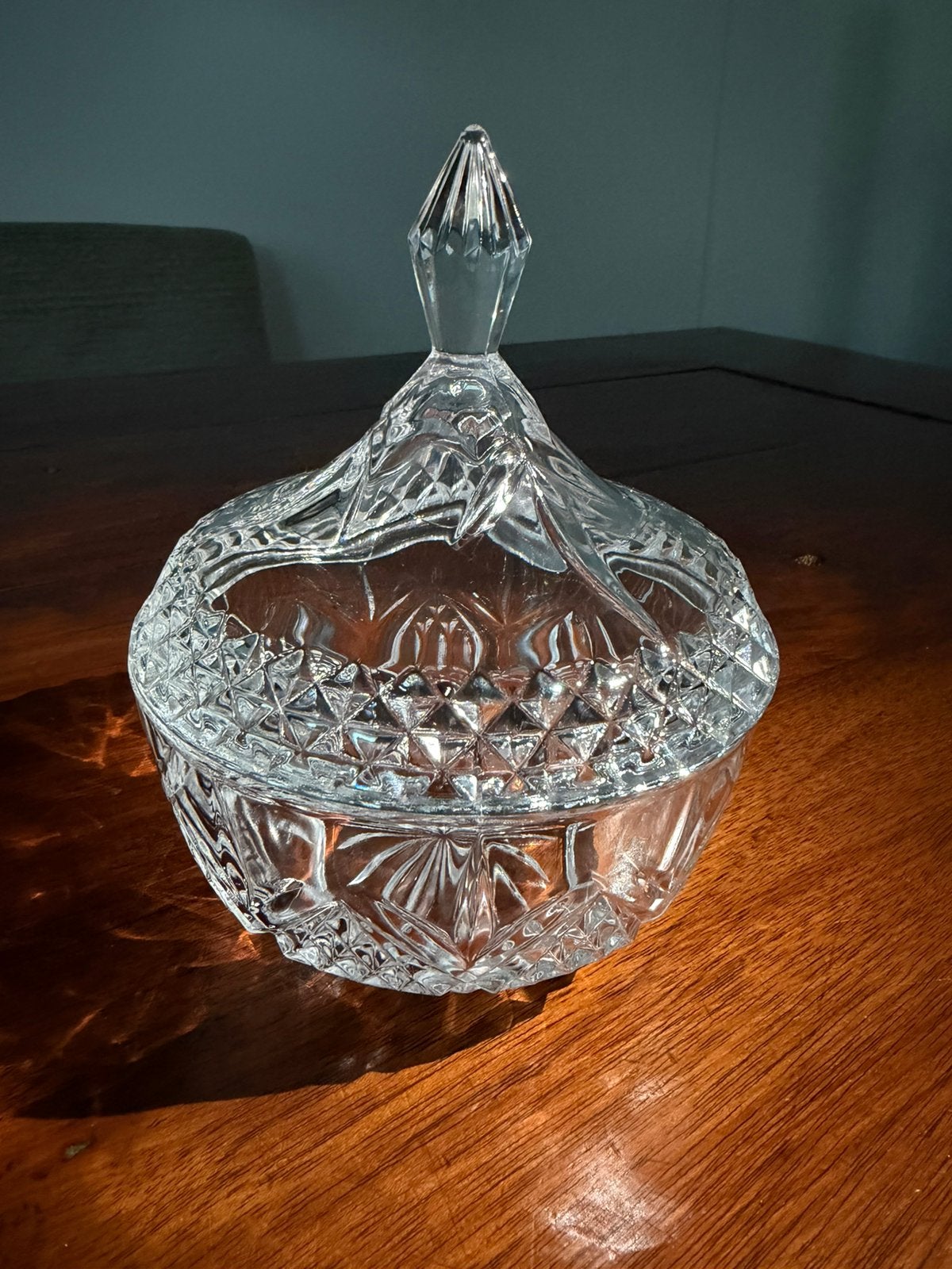 Cristal d'Arques bonbonnière, Ophalen
