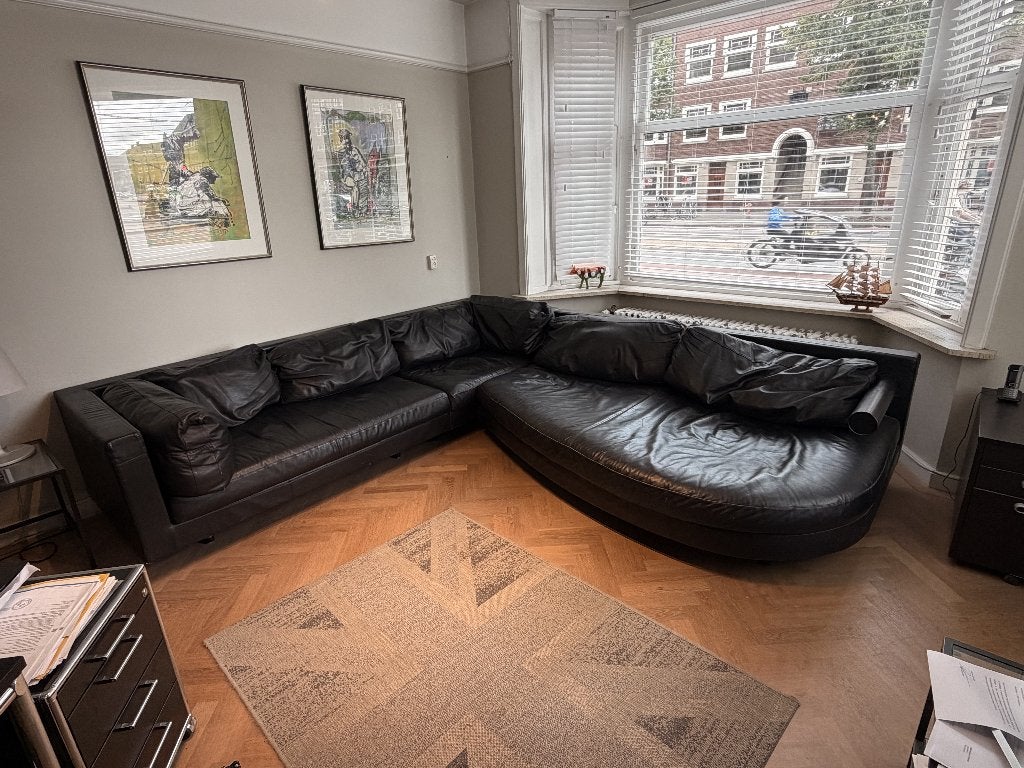 Zwart leren B&B Italia bank, tweedelig, design sofa, Ophalen, Gebruikt, 70's, Leer