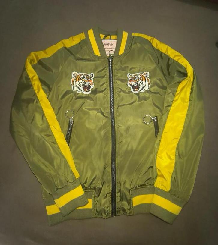 Mooie dames meisjes Tijger print bomberjack bomberjas XS, Kleding | Dames, Jassen | Zomer, Verzenden, Nieuw, Maat 34 (XS) of kleiner