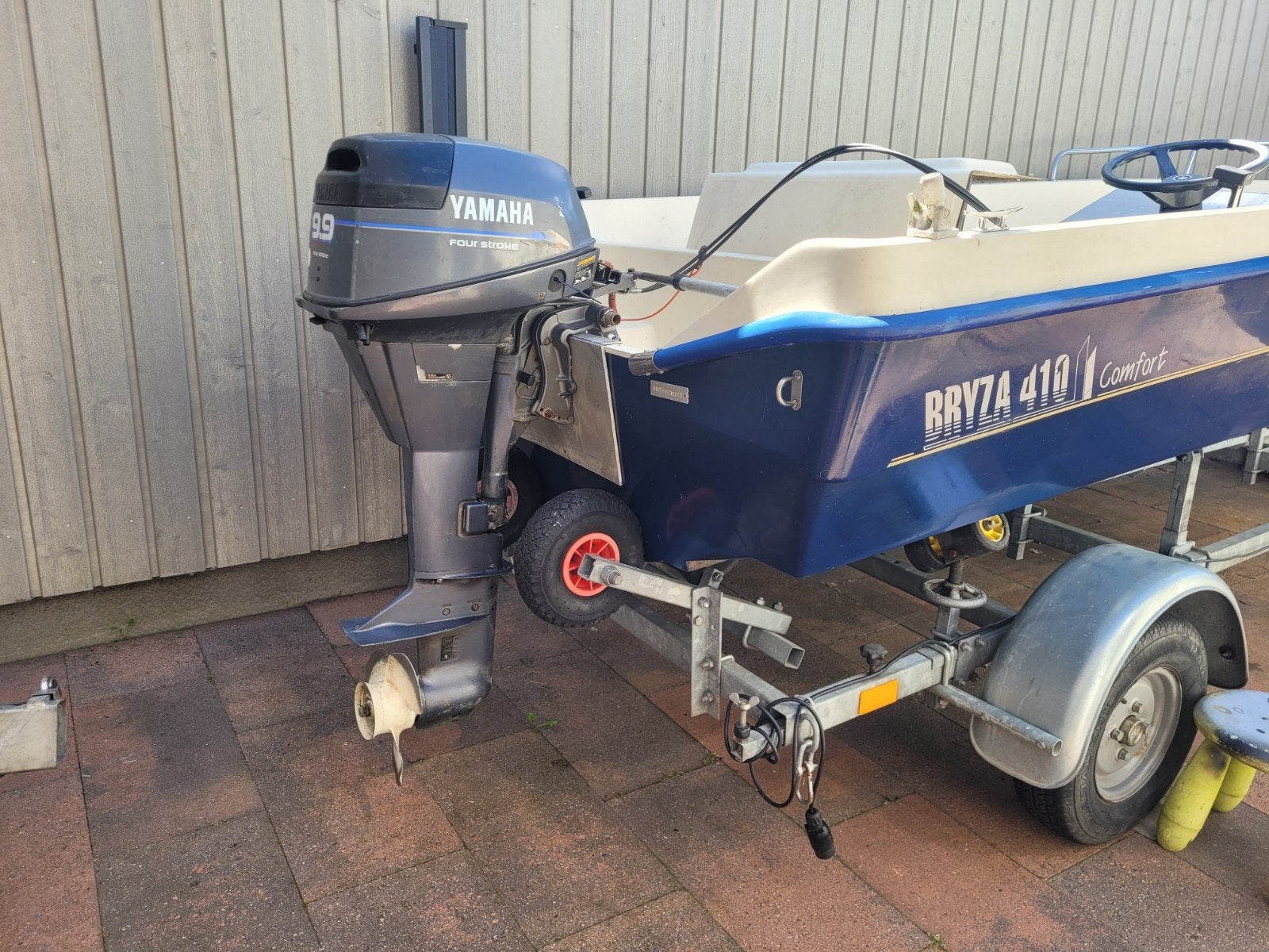 Yamaha 9.9pk 4 takt of 4pk 
Kortstaart m
Technisch in, Ophalen, Gebruikt, Benzine, Met afstandsbediening