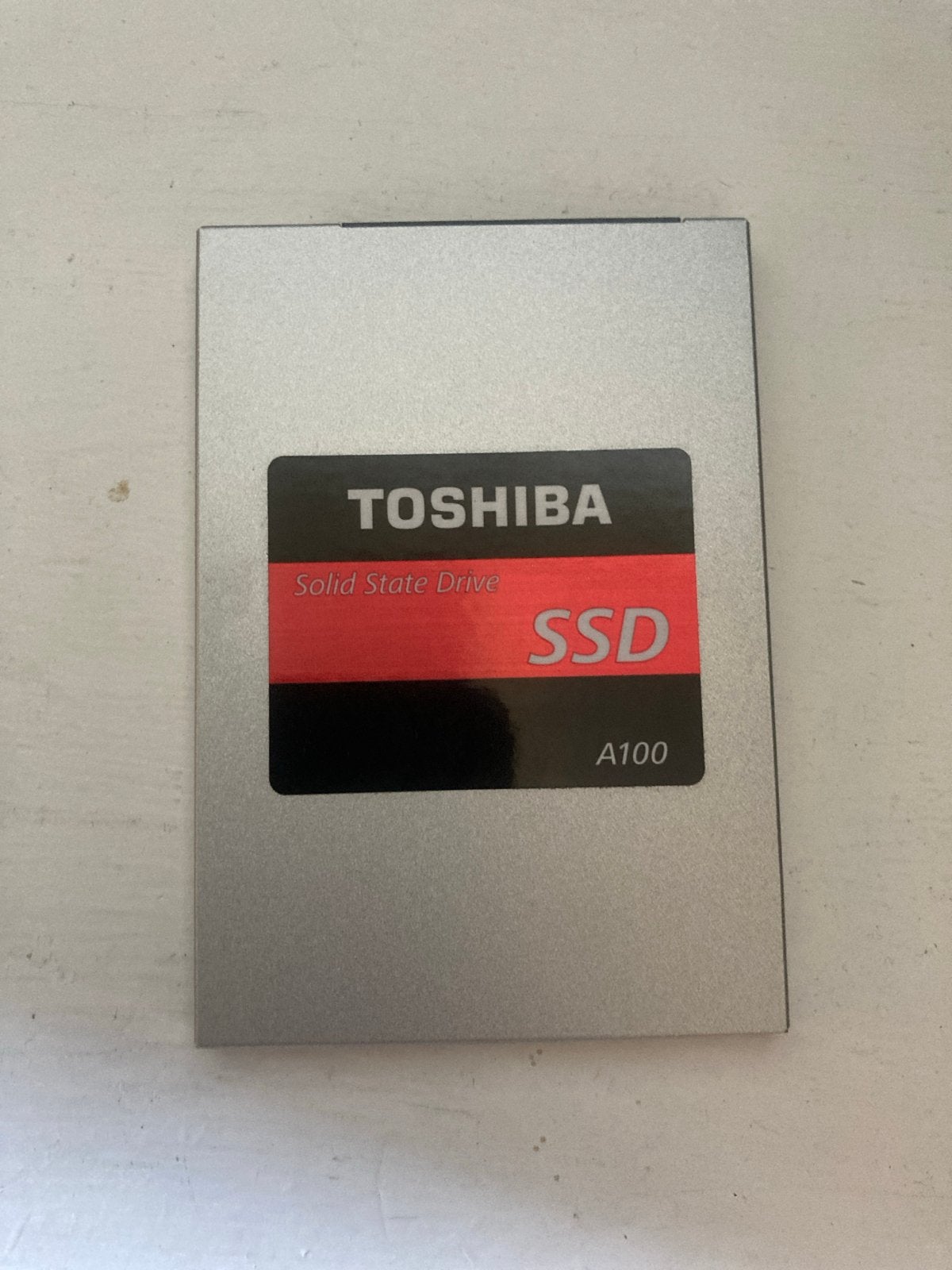 240GB SSD Toshiba, Computers en Software, Intern, Gebruikt, Server, Ophalen of Verzenden