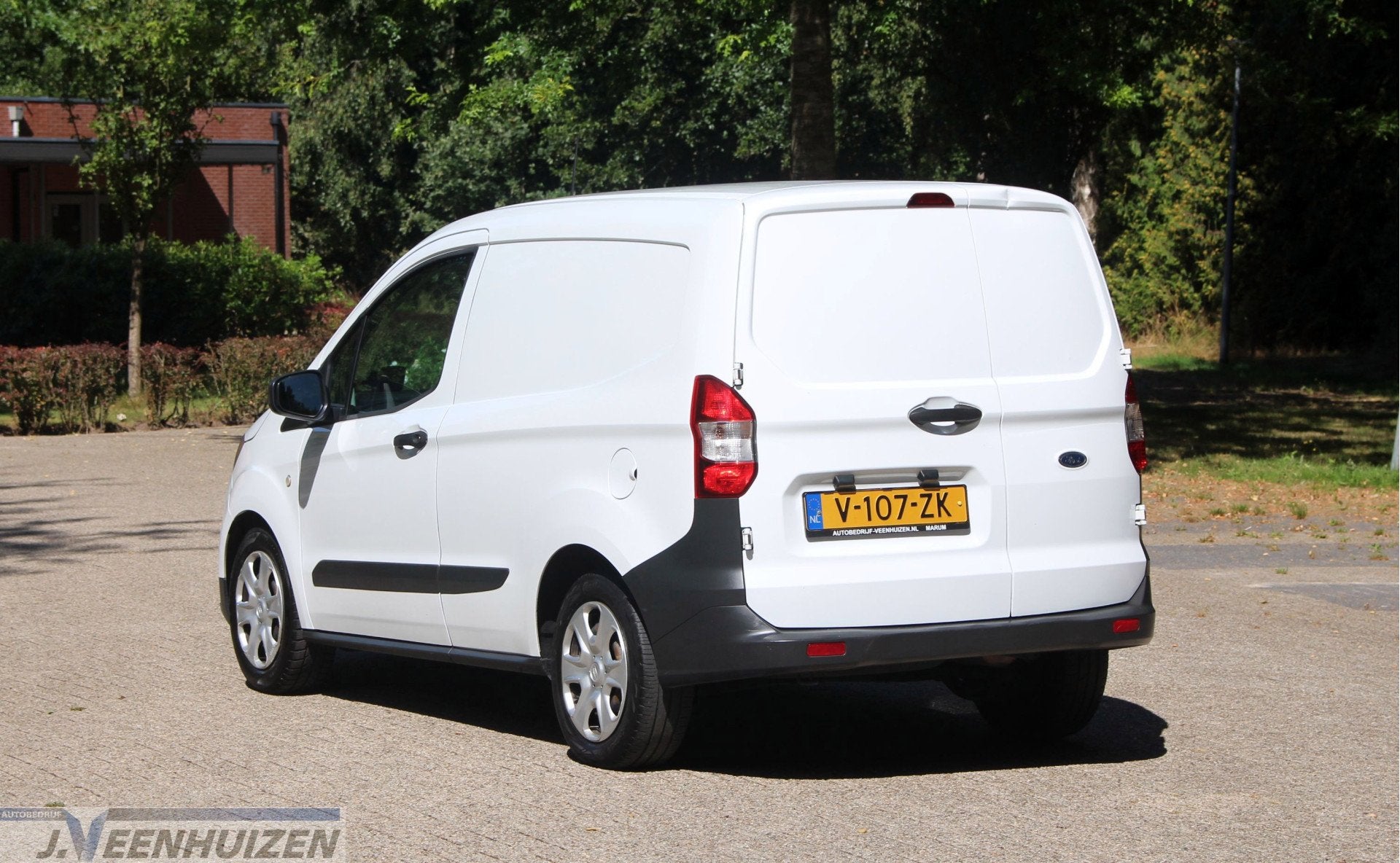 Ford Transit Courier 1.5 TDCI Ambiente | 2019 | ❄️Airco, Auto's, Bestelauto's, Voorwielaandrijving, Bluetooth, Stof, Gebruikt