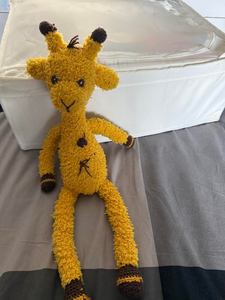 Gele Giraffe Knuffel - Zacht en Speels, Ophalen of Verzenden, Zo goed als nieuw