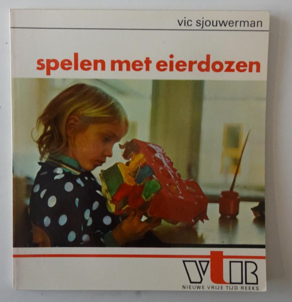 Spelen met eierdozen  K3, Ophalen of Verzenden, Zo goed als nieuw, Overige onderwerpen