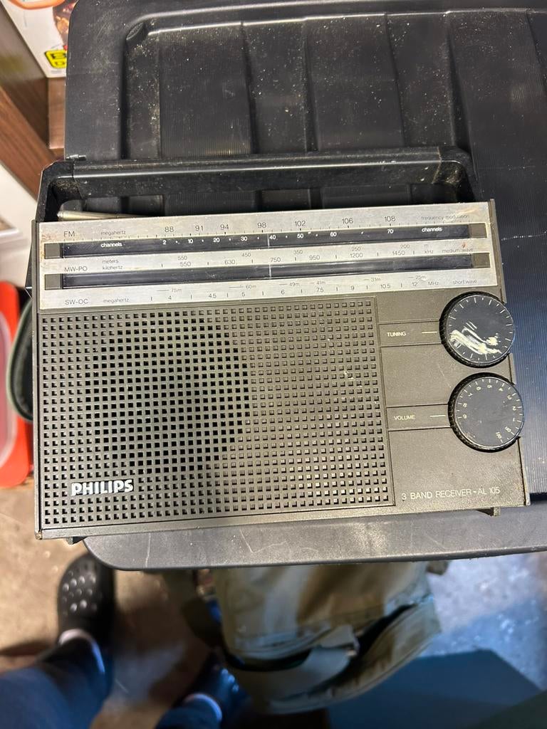 2 oude transistor radio s, Ophalen of Verzenden, Zo goed als nieuw
