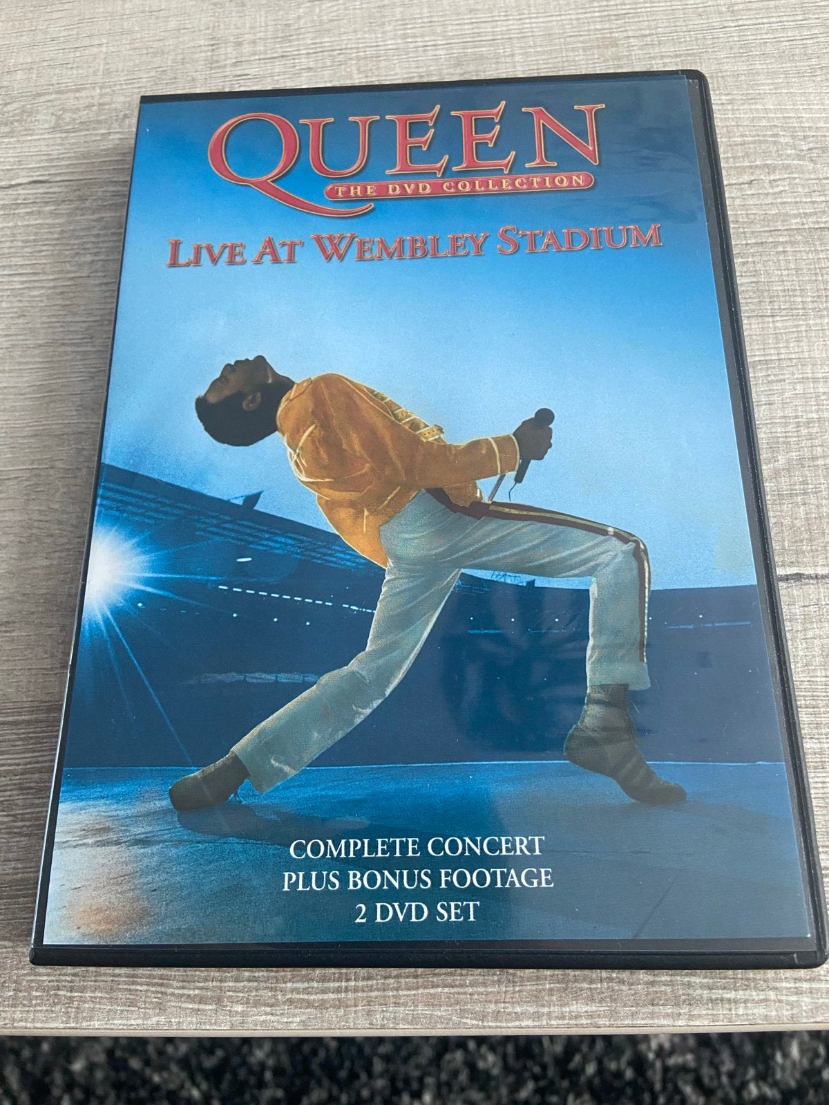 Queen - Live At Wembley Stadium (2 DVD Set), Alle leeftijden, Nederlands, Ophalen of Verzenden, Zo goed als nieuw