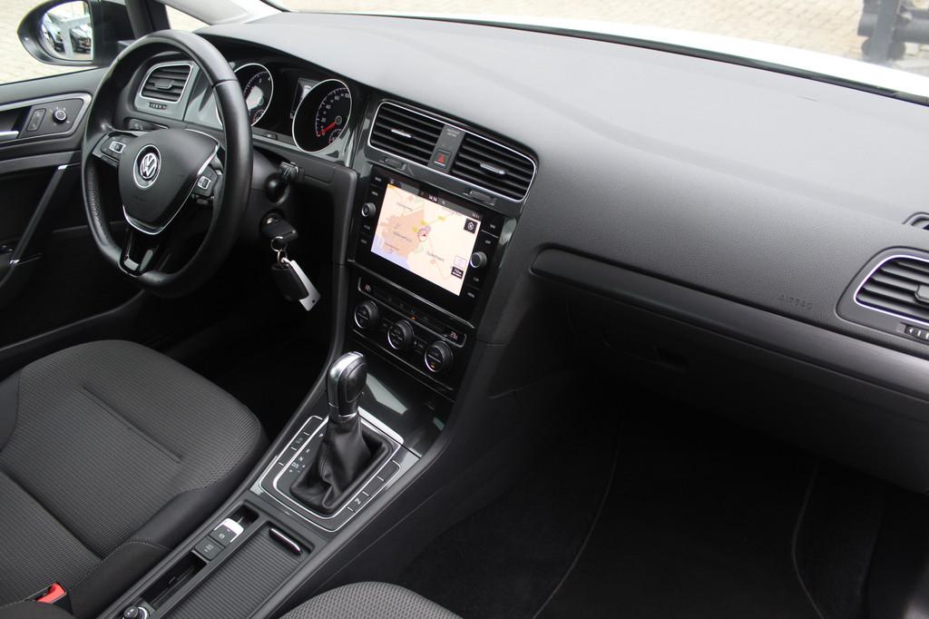 Volkswagen Golf 1.4 TSI Automaat Achteruitrijcamera/Navigati, Auto's, Volkswagen, 12 maanden, Gebruikt, Euro 6, 4 cilinders