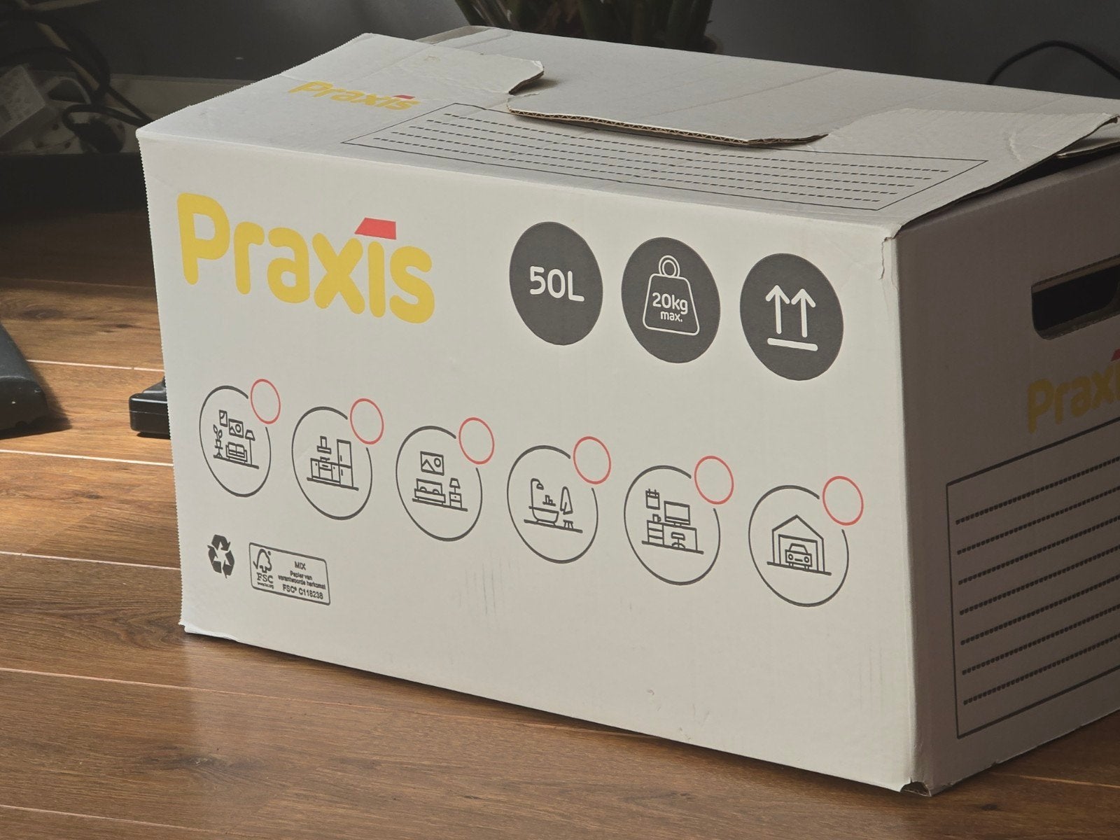 18 Praxis verhuisdozen 50L - Zo goed als nieuw, Ophalen of Verzenden