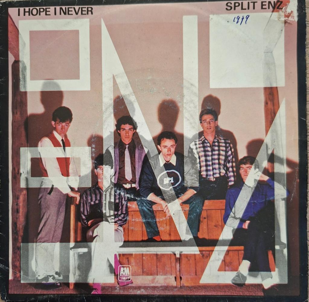 Split Enz - I hope i never (1979), 7 inch, Single, Zo goed als nieuw, Pop