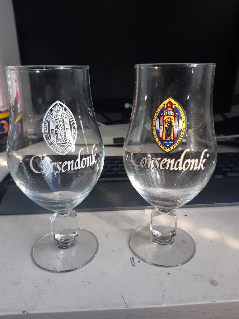 2 Corsendonk bierglazen (Z194-25), Verzamelen, Biermerken, Ophalen of Verzenden, Zo goed als nieuw, Glas of Glazen, Overige merken