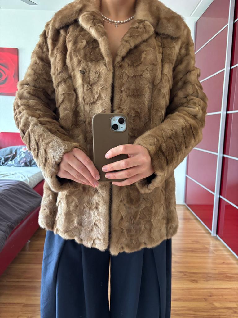 Echte Nerts Bontjas Vintage, Kleding | Dames, Jassen | Winter, Zo goed als nieuw, Maat 38/40 (M), Bruin, Ophalen of Verzenden
