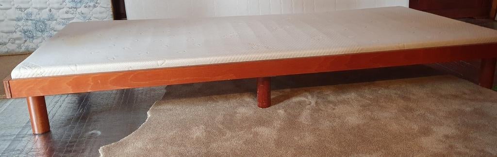 Eastborn 1 persoons bed, verstelbaar (90x200), Huis en Inrichting, Slaapkamer | Bedden, Gebruikt, Eenpersoons, 90 cm, 200 cm, Hout
