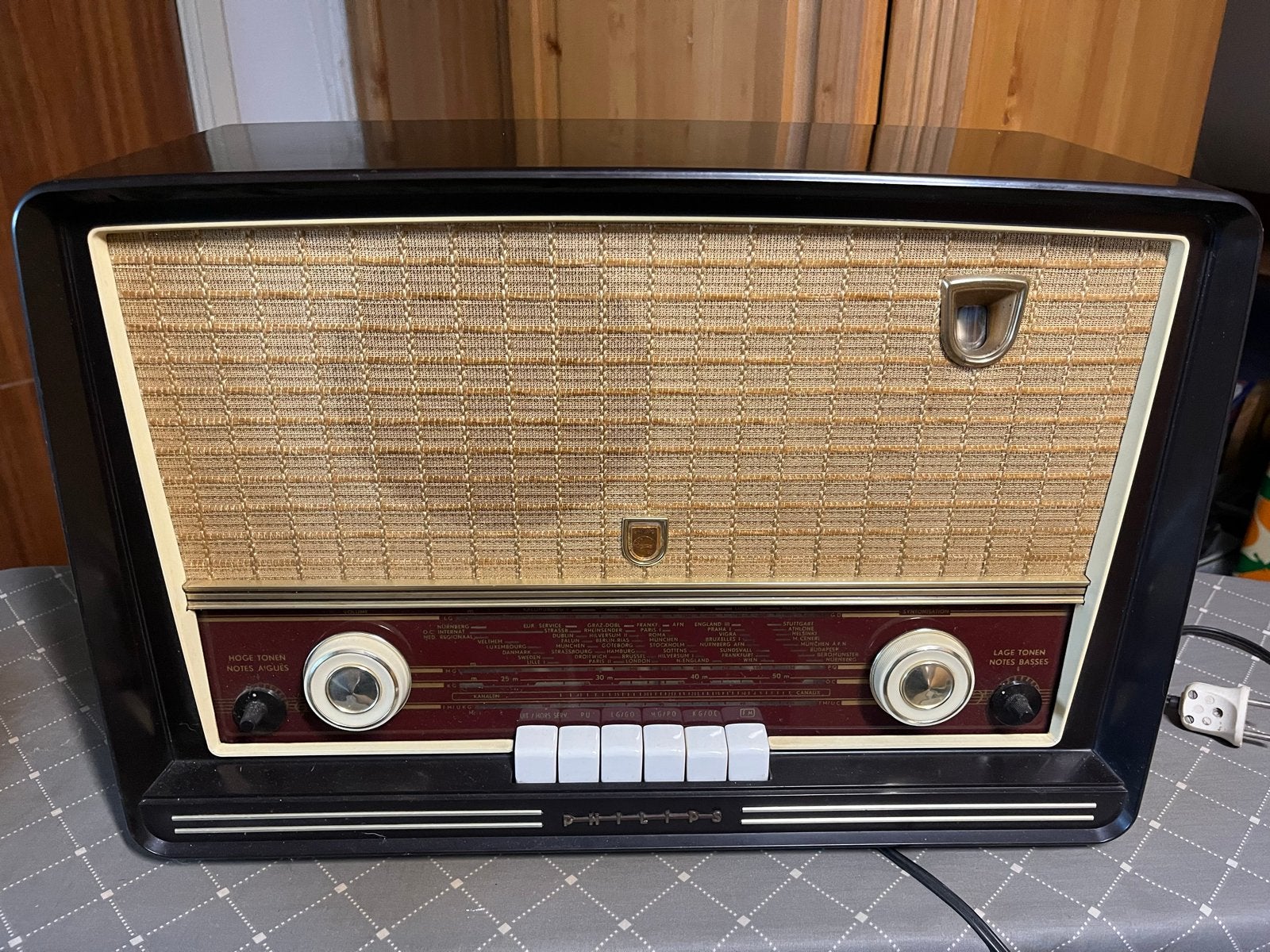 Vintage Philips buizenradio een BX453 uit 1955/56 Werkt!, Ophalen, Gebruikt, Radio
