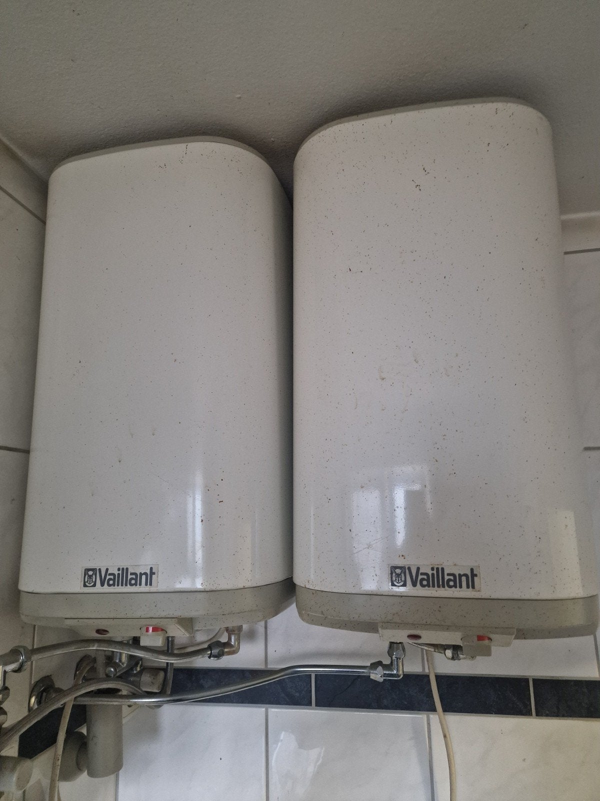 2x vaillant 30L warmwaterboiler, Doe-het-zelf en Verbouw, Geisers en Boilers, Minder dan 20 liter, Ophalen, Boiler, Minder dan 3 jaar oud