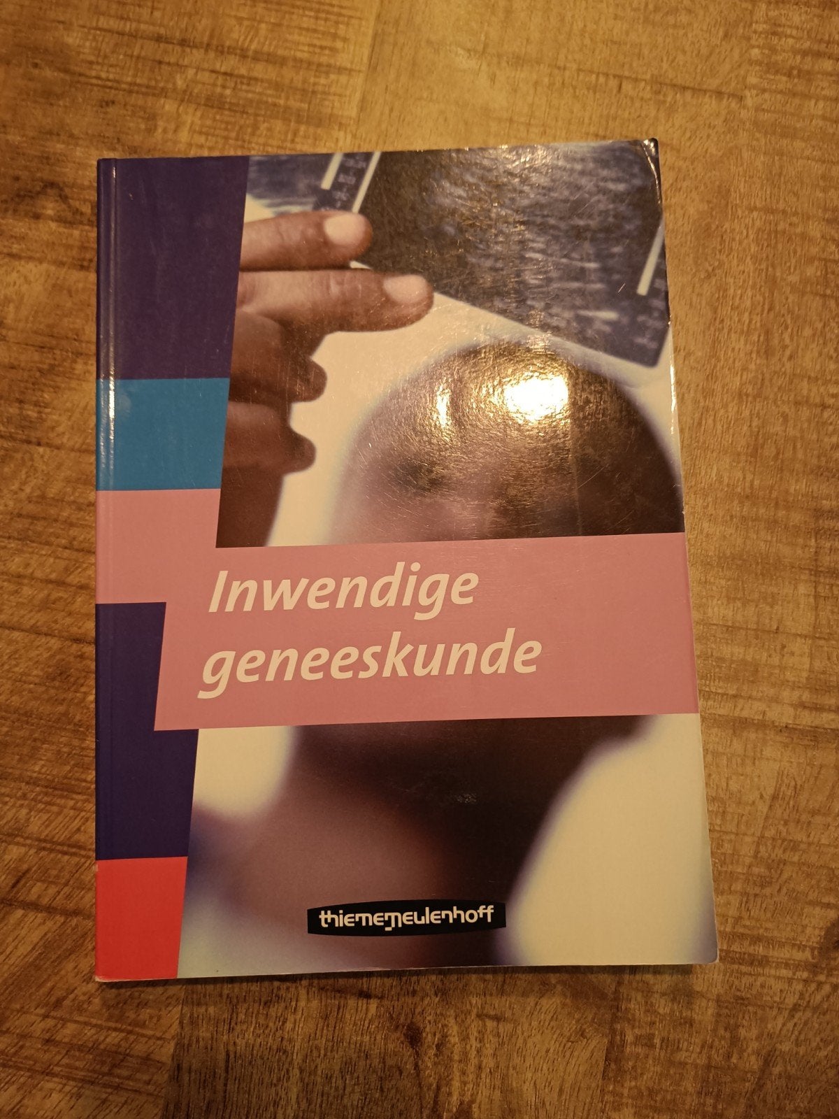 Leerboek inwendige geneeskunde., Boeken, Ophalen of Verzenden, Gelezen, HBO