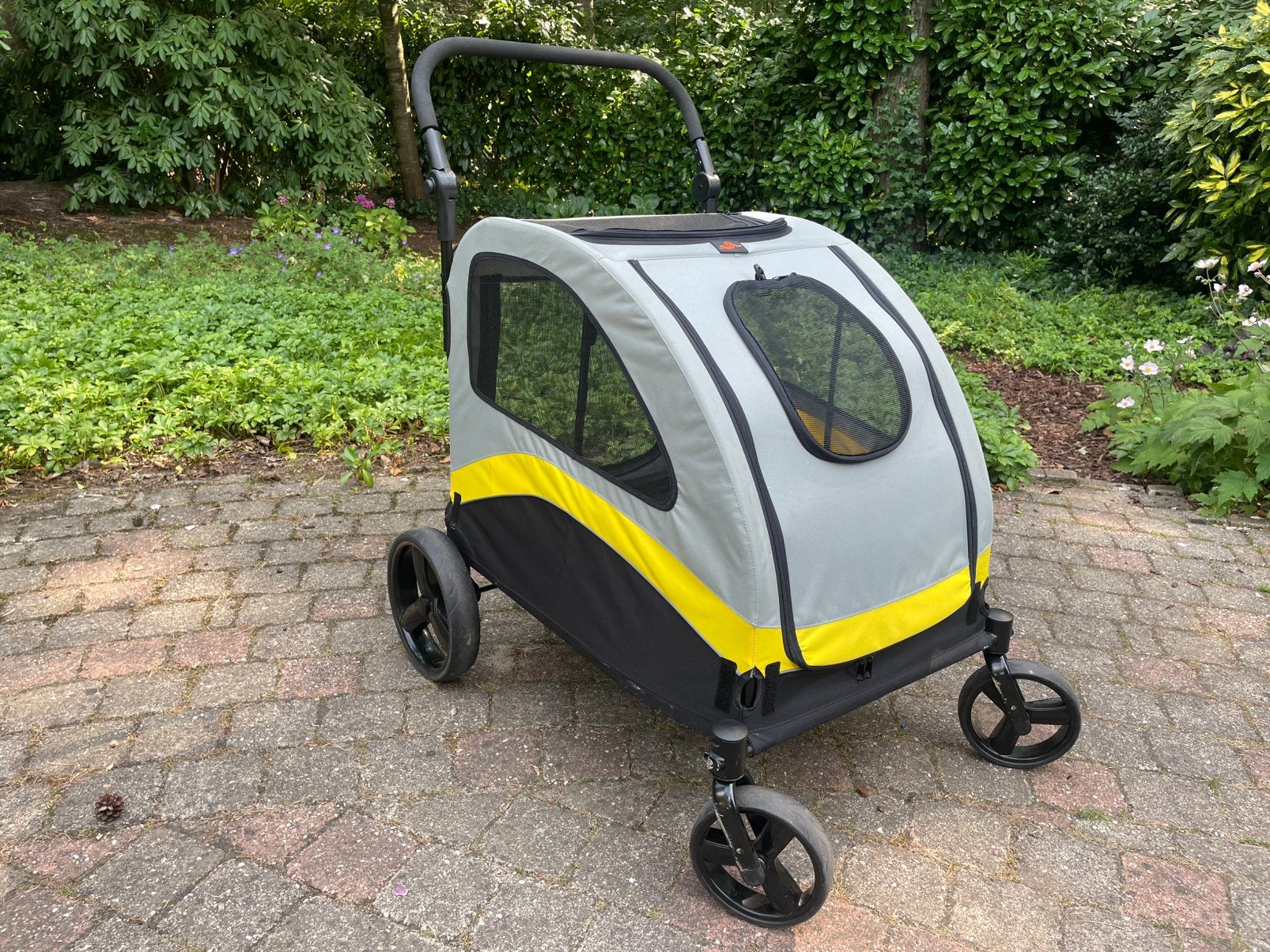 Hondenbuggy Bingopaw tot 42 kg, Ophalen, Zo goed als nieuw