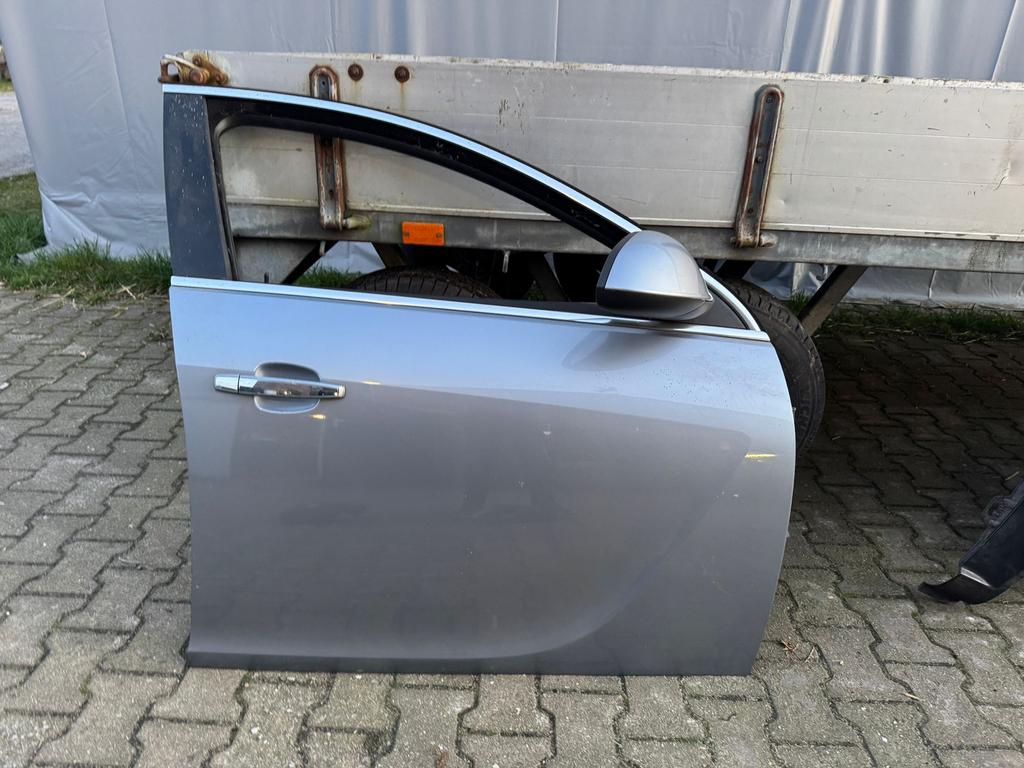 Portier Rechts voor Opel Insignia 2009, Gebruikt, Opel, Ophalen of Verzenden, Voor