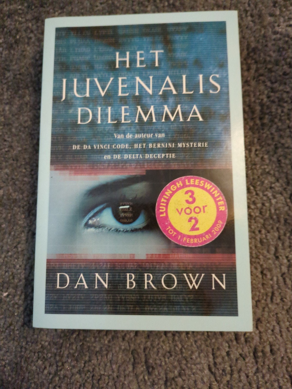 Het Juvenalis Dilemma - Dan Brown (Thriller), Boeken, Romans, Gelezen, Nederland, Ophalen of Verzenden