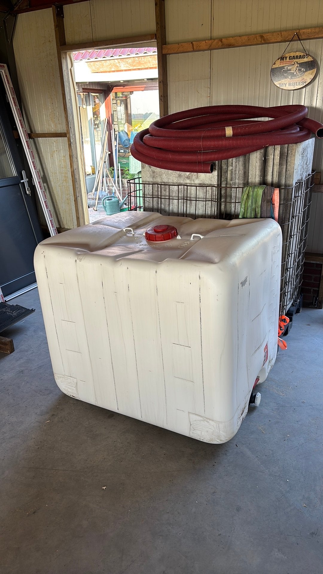 1000 liter IBC vat met kraan, 150 liter of meer, Ophalen of Verzenden, Zo goed als nieuw
