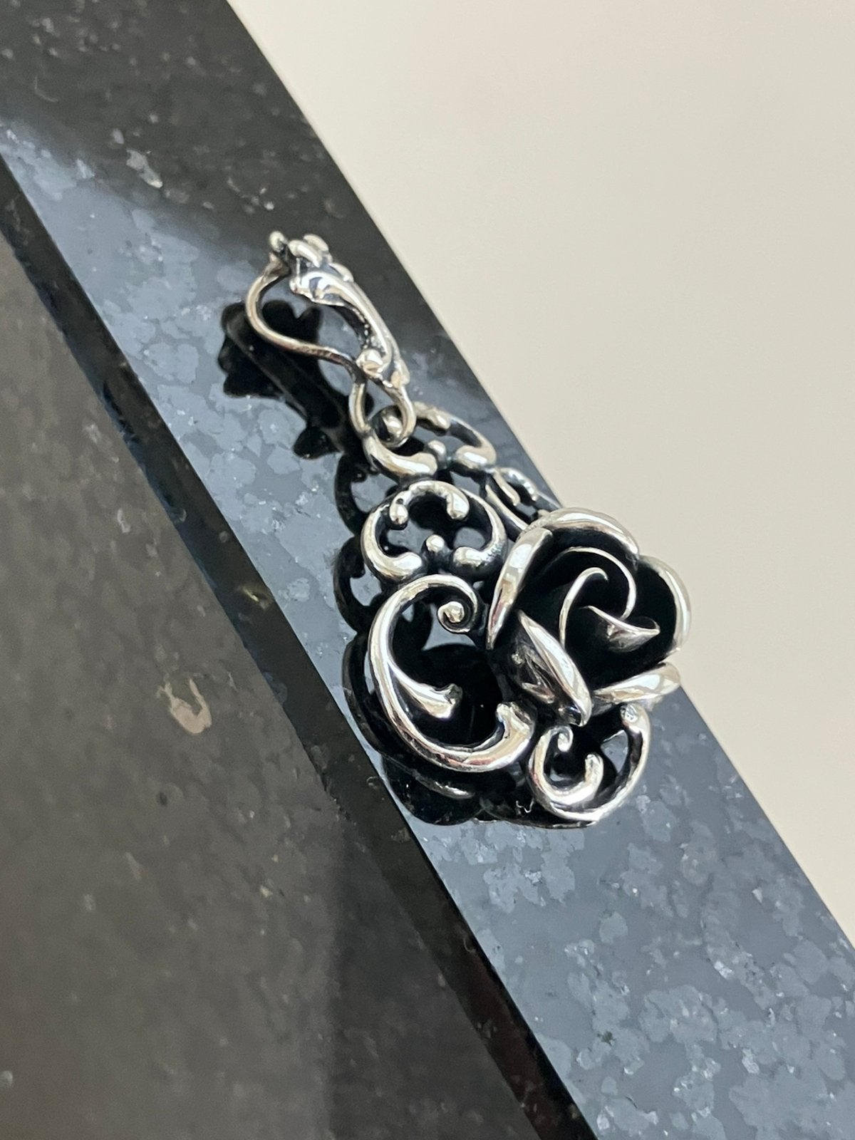 Zilveren rooshanger, Ophalen of Verzenden, Zo goed als nieuw, Zilver