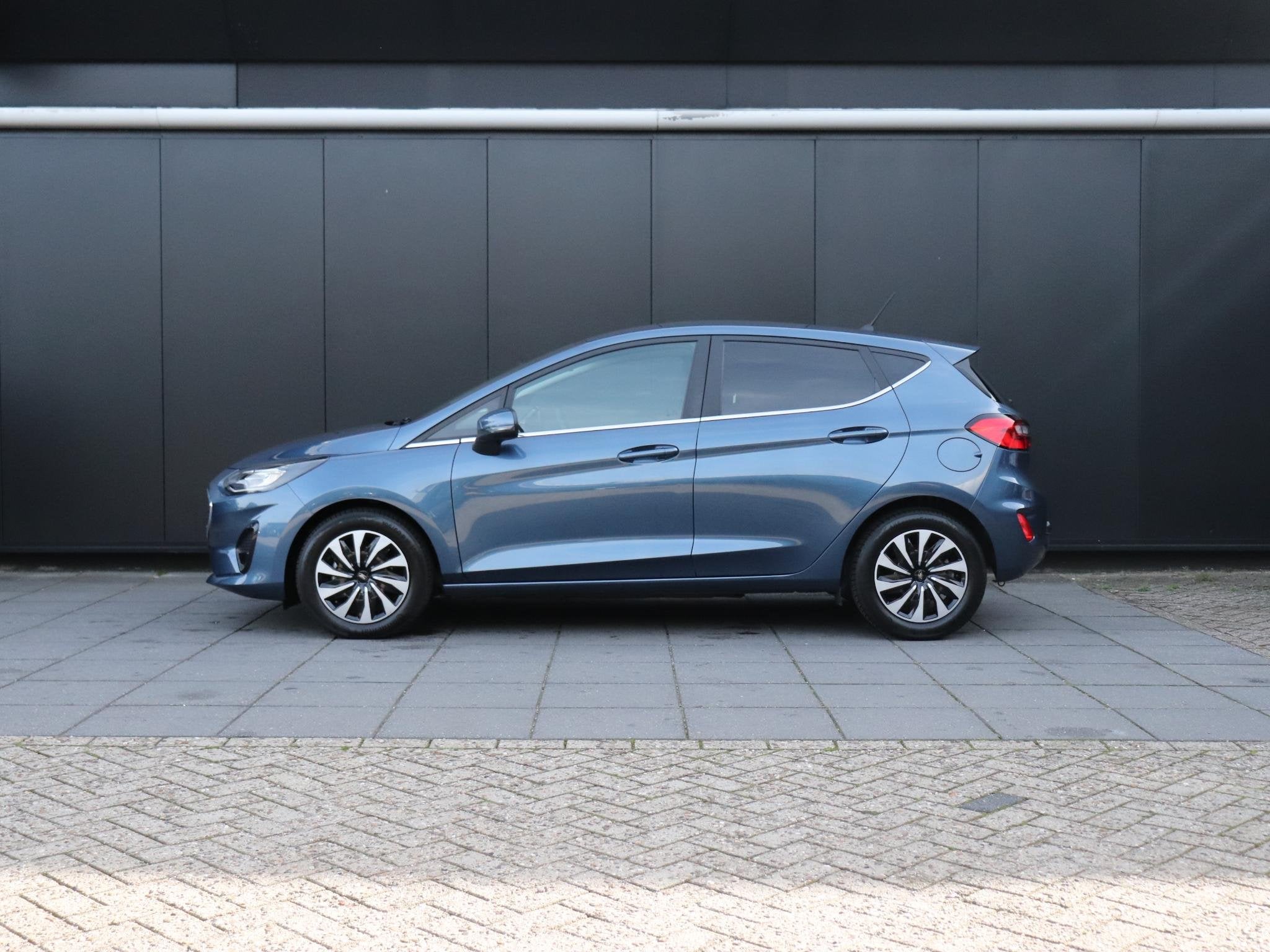 Ford Fiesta 1.0 EcoBoost Hybrid Titanium | AUT. | TREKHAAK |, Euro 6, Blauw, Origineel Nederlands, Bedrijf