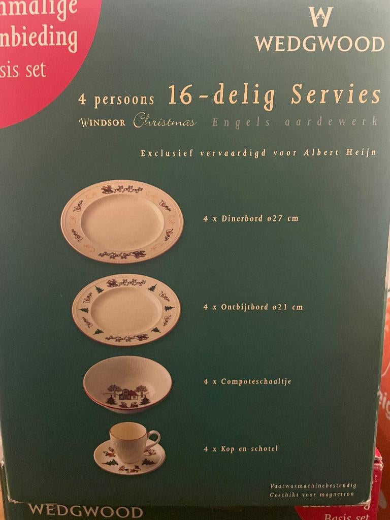 Wedgewood kerstservies Windsor Christmas, Huis en Inrichting, Keuken | Servies, Ophalen, Gebruikt, Wedgwood, Aardewerk