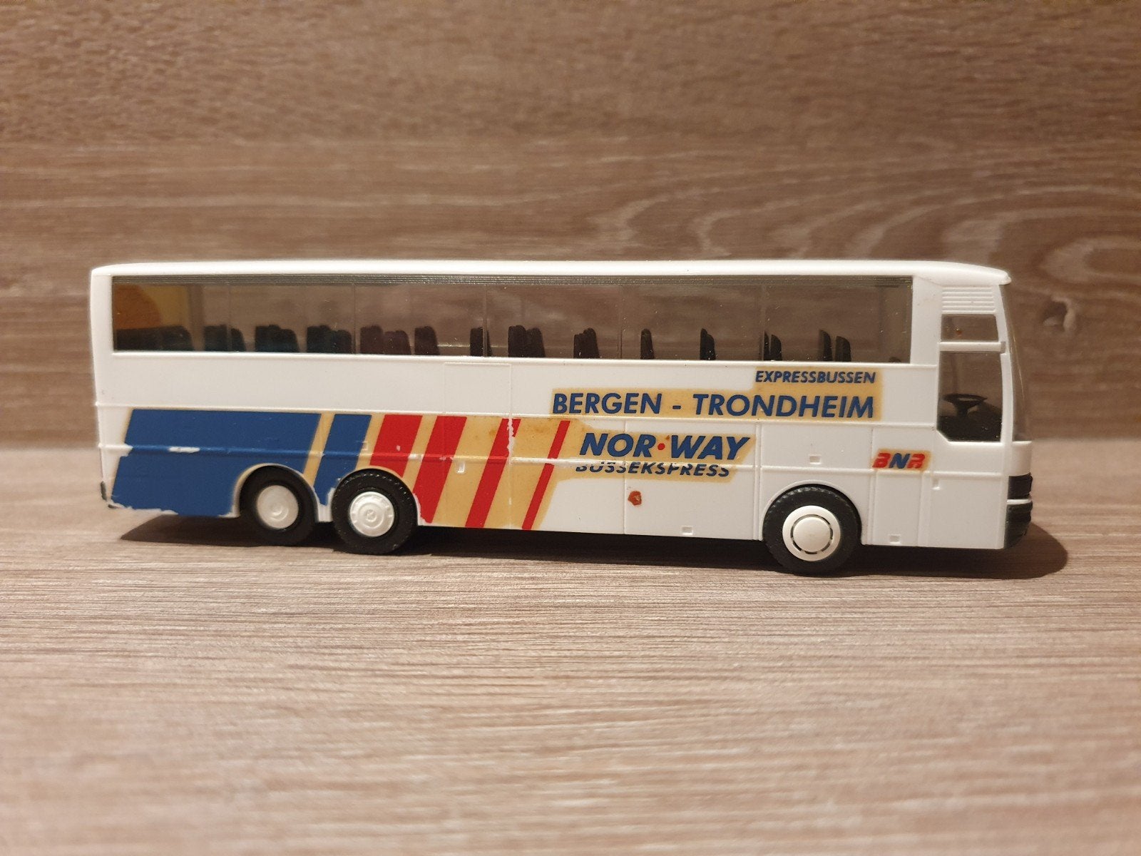 Herpa Setra S215HDH Nor Way BussExspress bus 1:87, Ophalen of Verzenden, Gebruikt, Bus of Vrachtwagen, Herpa
