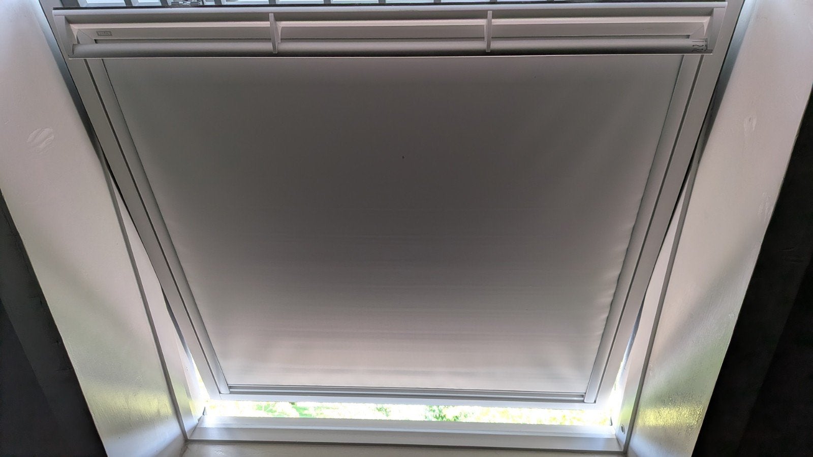 NIEUW Velux verduisterend rolgordijn SK06 - wit, Ophalen, Overige merken, Verduisterend, Wit