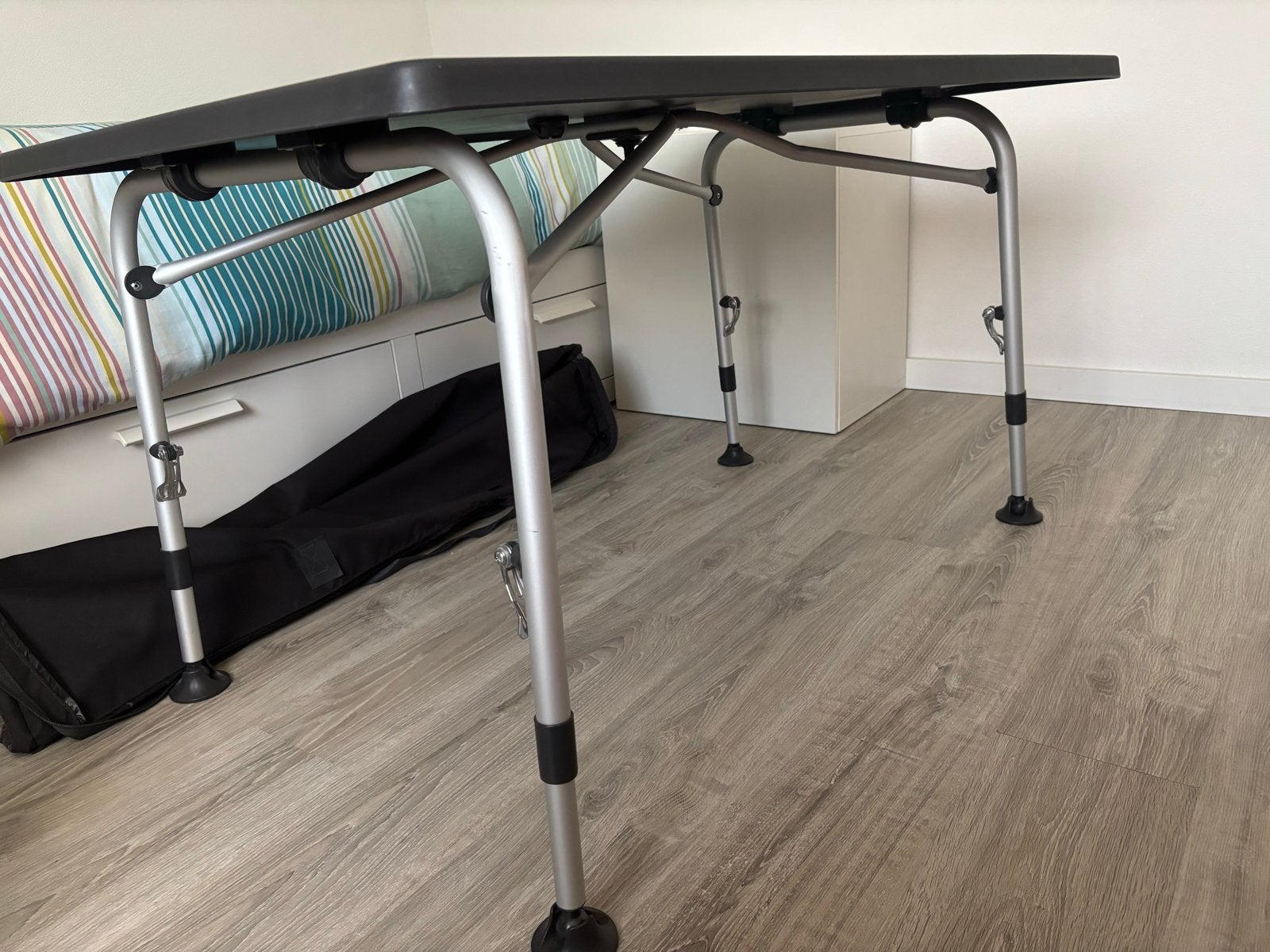 Westfield campingtafel 120x80 cm met lichte beschadiging, Ophalen, Gebruikt, Campingtafel