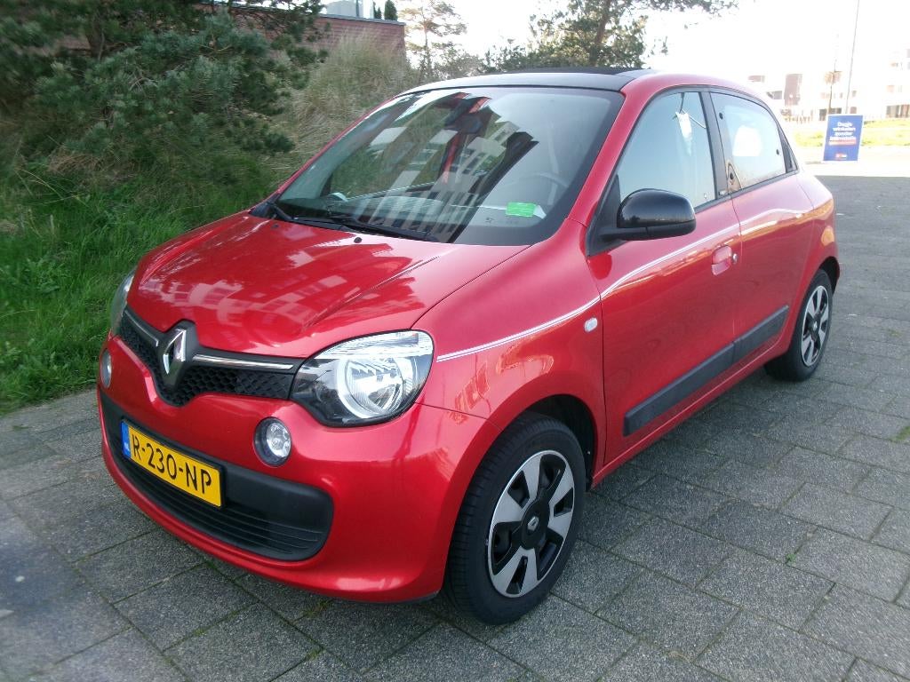 TWINGO 1.0 SCe 70PK LIMITED ELEKTR OPENDAK-AIRCO-CRUISE., Auto's, Renault, Voorwielaandrijving, 839 kg, 4 stoelen, Handgeschakeld