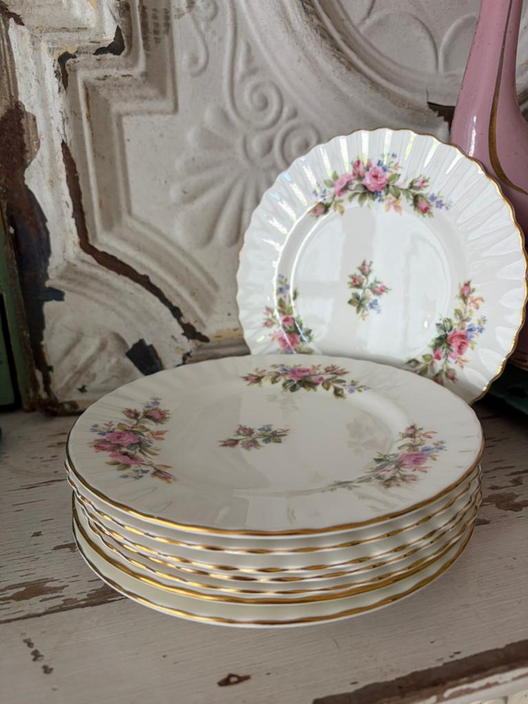 8 porseleinen Royal Albert Moss Rose gebaksbordjes, Antiek en Kunst, Ophalen of Verzenden